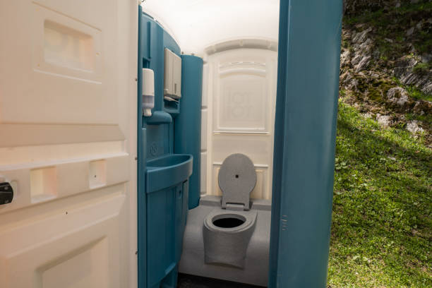 Best Portable toilet rental cost  in Haubstadt, IN