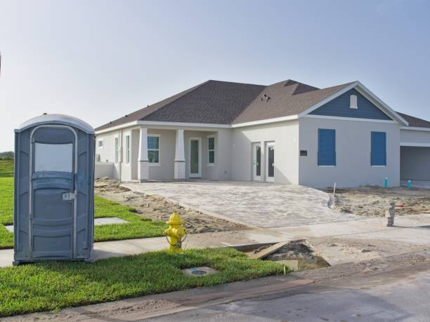 Best Luxury portable toilet rental  in Haubstadt, IN